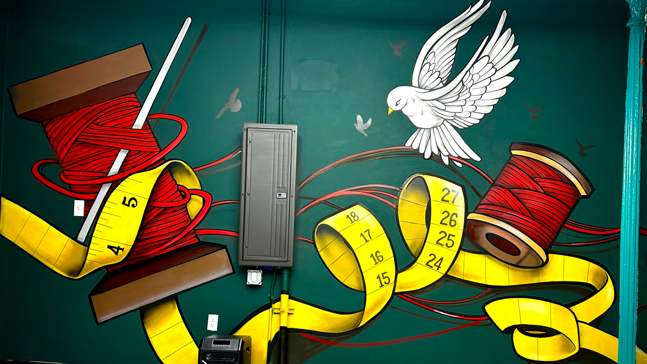 The image is a diagram featuring the numbers 15, 16, and 17, along with some text that appears to be in another language or stylized font (忆992). The content suggests...